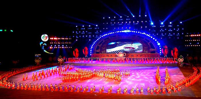 廣州某活動策劃公司無資質辦千人晚會被