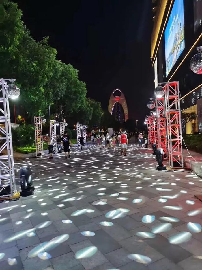 大型的潮流壕市集活動(dòng)