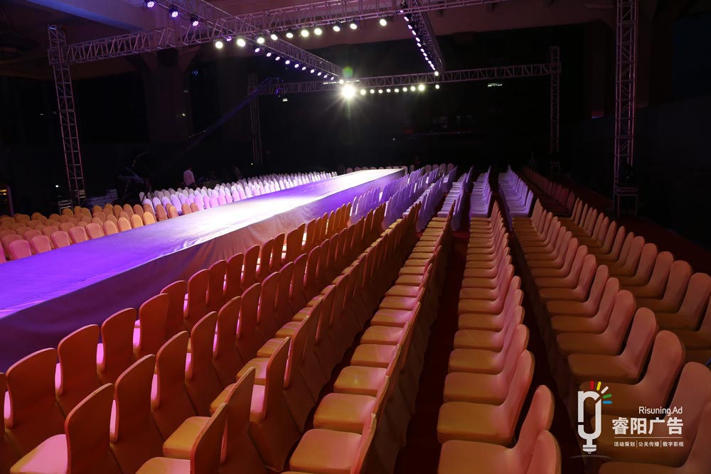 服裝品牌快閃策劃的主要內容